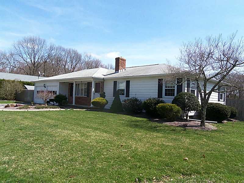1st image of 43 Bayview Dr