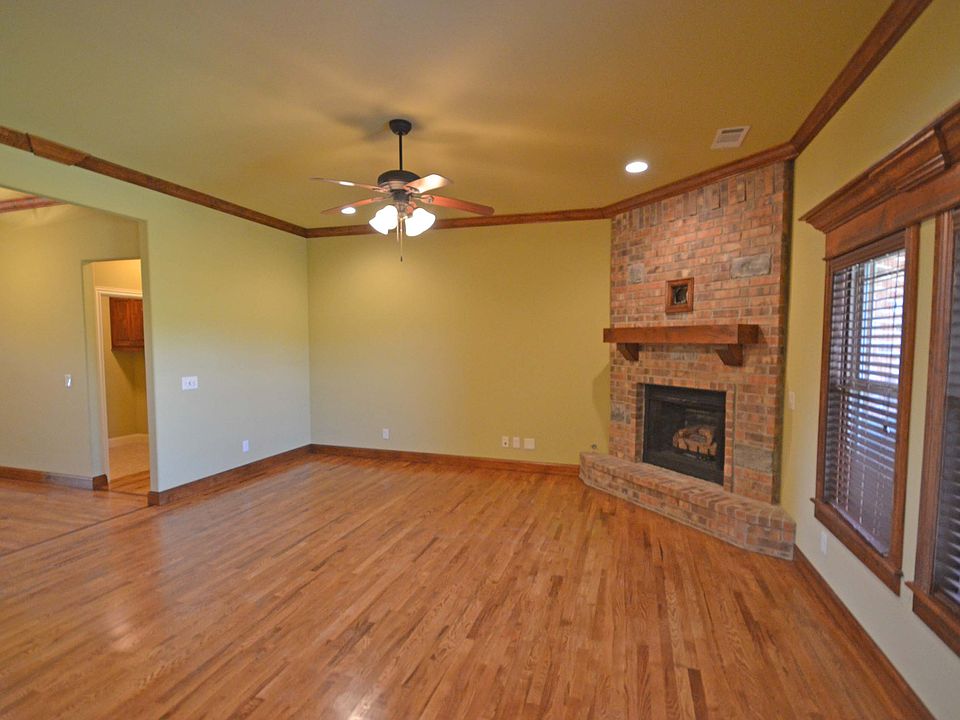 1st image of 5705 Murfield Dr