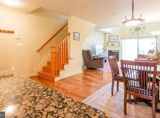 32 McMullens Wharf Ct #3B, Perryville, MD 21903