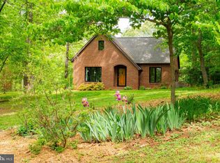 5060 Ridgeview Rd, Reva, VA 22735