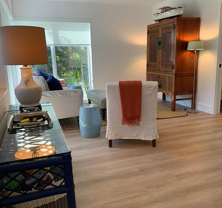 Foyer and living