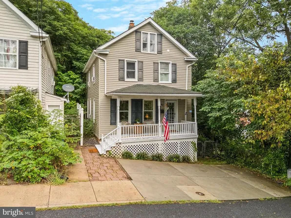 43 E C St, Brunswick, MD 21716