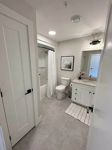 Floor plan Front, Interior 1 Bed 1 Bath 4