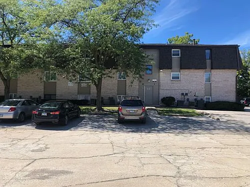 1901 Tracy Dr North Photo 1