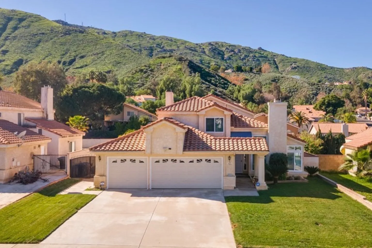 Canyon Dr, Colton — Photo 1