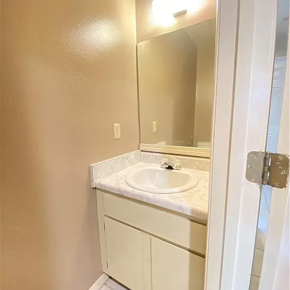 1408 Christy Dr #C — Photo 9