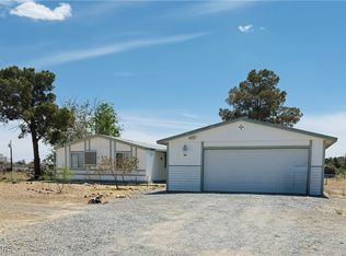 801 E Clementine St, Pahrump, NV 89048