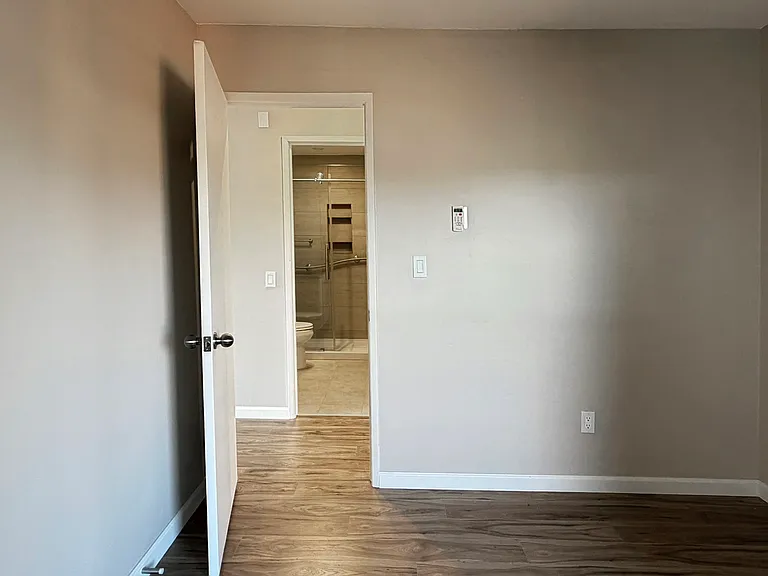4430 Laurel St #2 — Photo 8