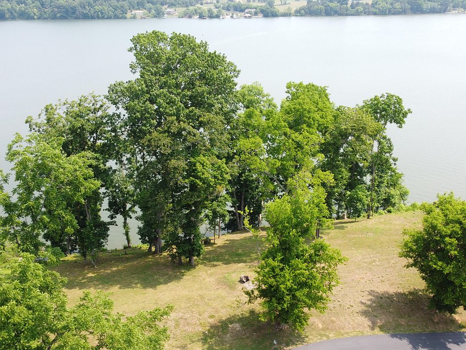 1st image of Deer Ln