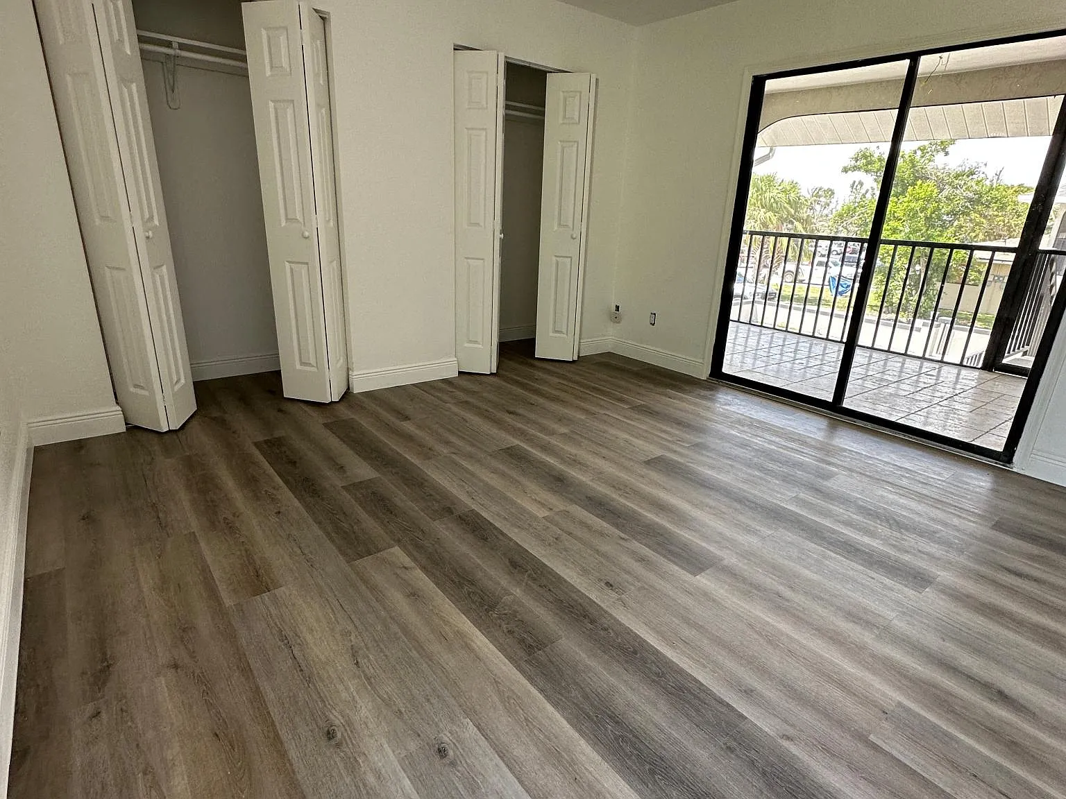 2 bed, 948 sqft, $1,750 — Photo 3