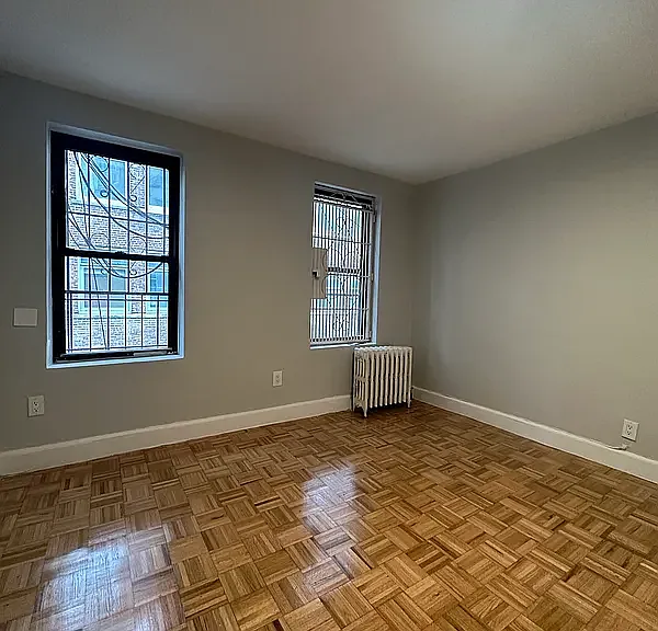 422 W 56th St #11 — Photo 18