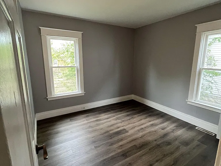 121 Minnesota Ave #1 — Photo 7