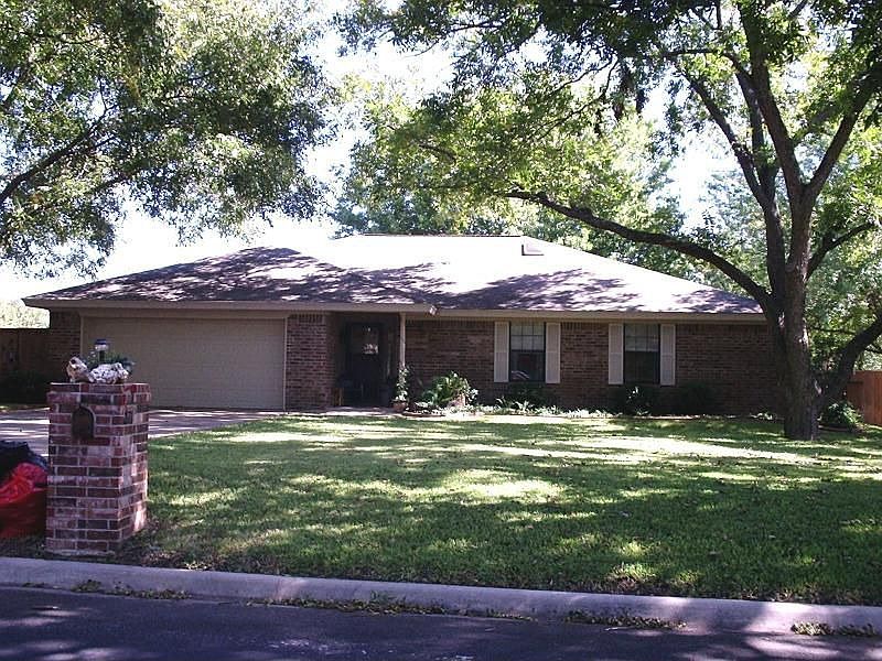 1st image of 271 Meadowlakes Dr