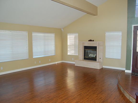 3rd image of 13514 Morningside Dr