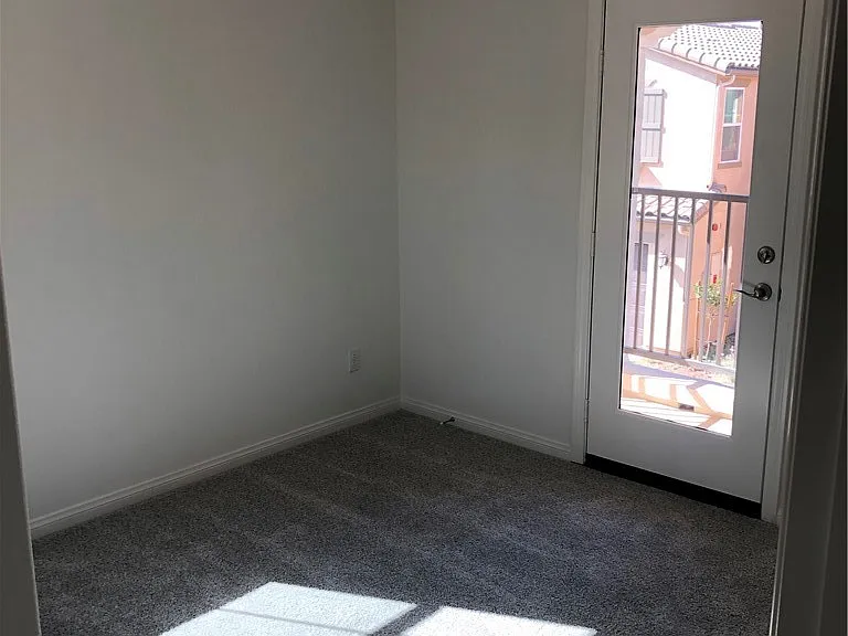 41957 Zafra St — Photo 19