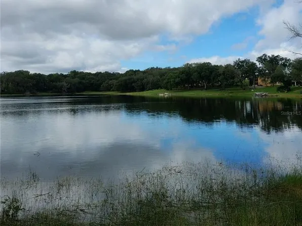 110 Hidden Oaks Dr #27, Lady Lake, FL 32159