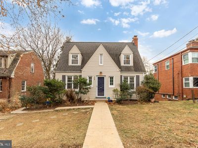 205 Hodges Ln, Takoma Park, MD, 20912