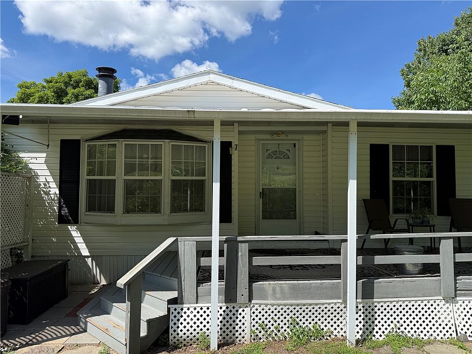 1st image of 7 Benjamin Hill Hts