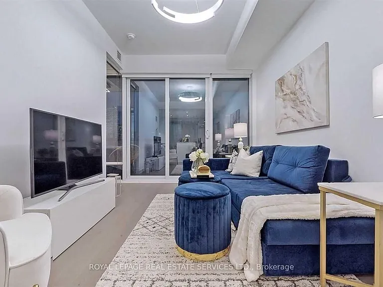 488 University Ave #2703 — Photo 17