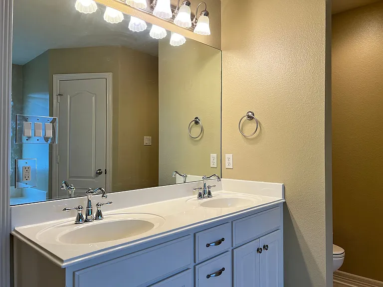 441 Maggie Cir — Photo 19
