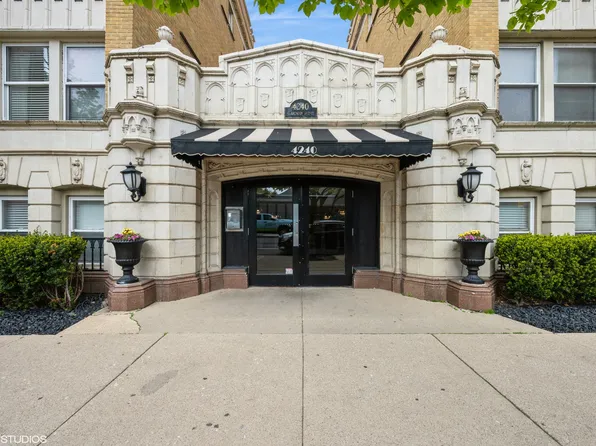 4240 N Clarendon Ave APT 301S, Chicago, IL 60613