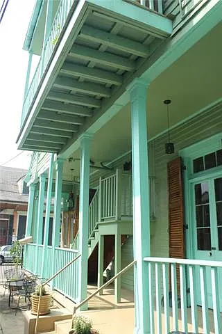 3 bed, 1.0 bath, 1300 sqft, $2,100 — Photo 4
