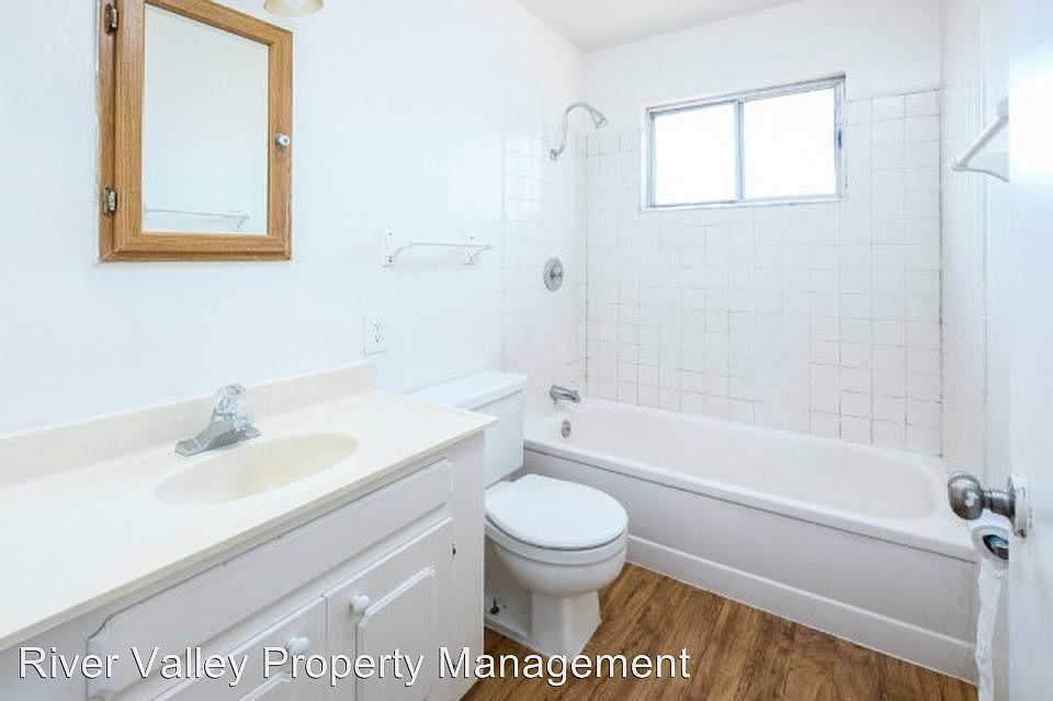 1st image of 3001 Beeston Ave