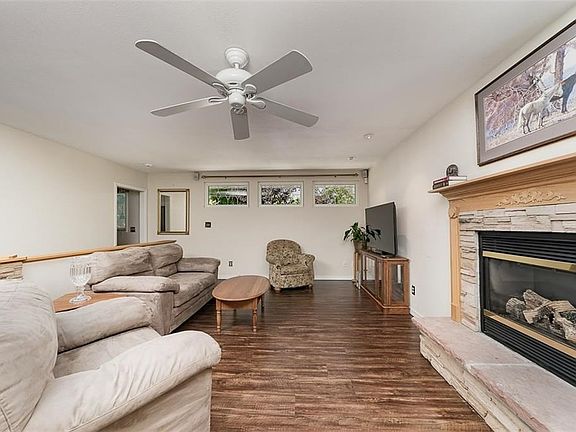 5th image of 2939 Saint Johns Ave