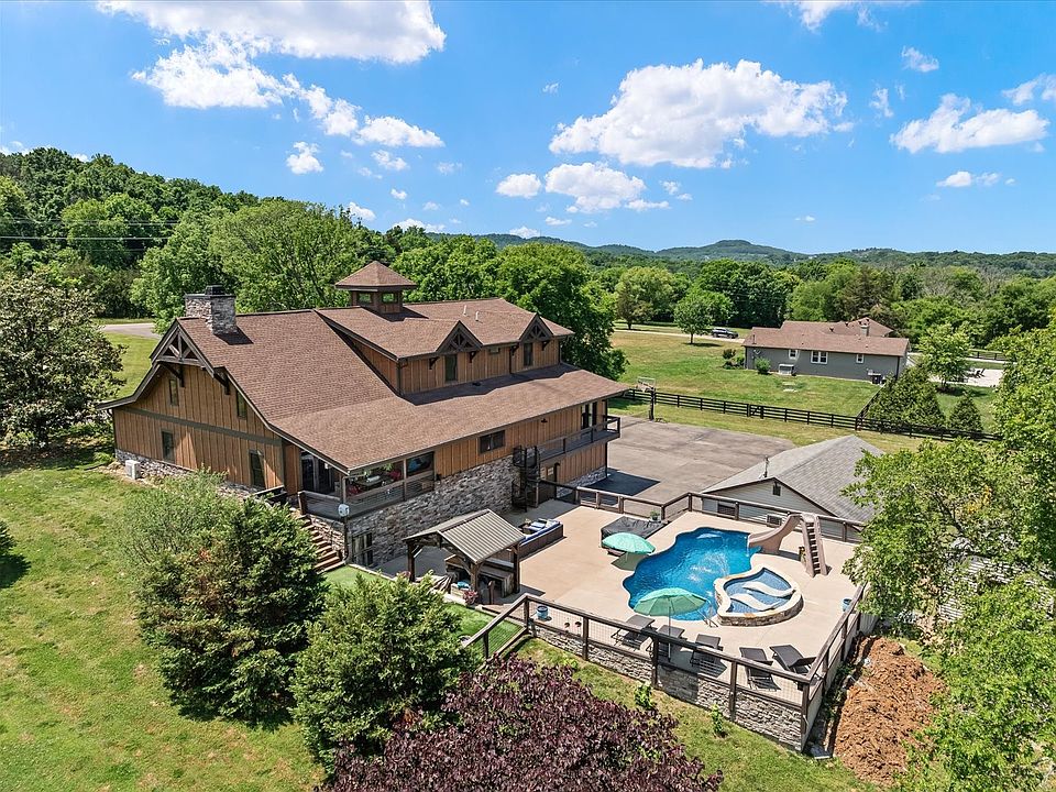 1st image of 2030 Williams Rd
