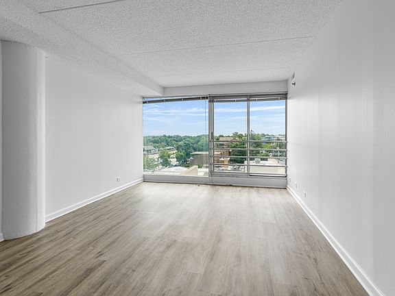 3rd image of 1770 1st St APT 604