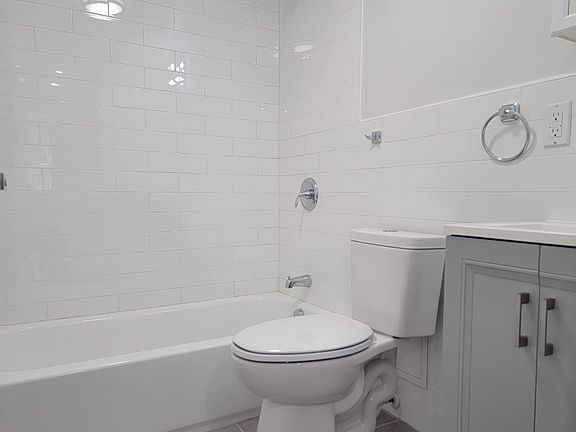 5th image of 2700 John F Kennedy Blvd APT 311