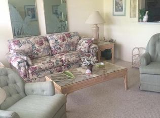 393 Windsor R #Q, West Palm Beach, FL 33417