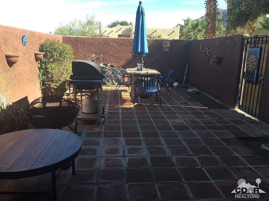 2nd image of 52385 Avenida Rubio