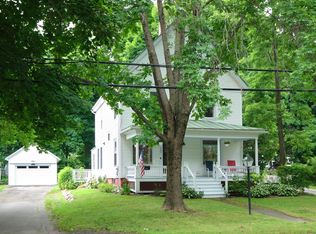 37 Union St, Camden, ME 04843