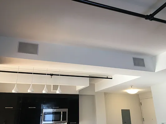 Rented by Manhattan Management LLC | media 63