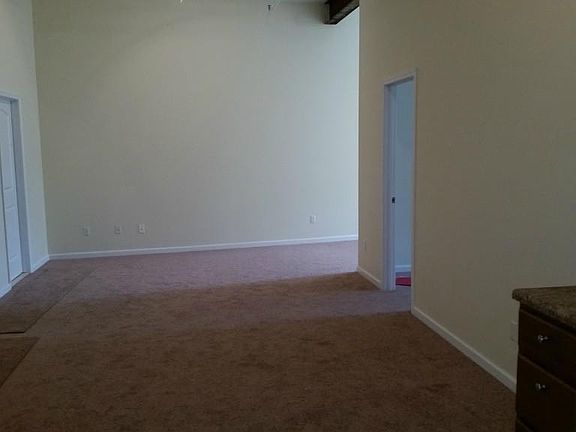 4th image of 37 North St Ste 2