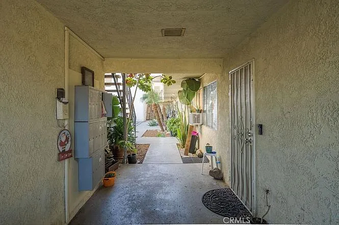 17516 Grand Ave #1 — Photo 6