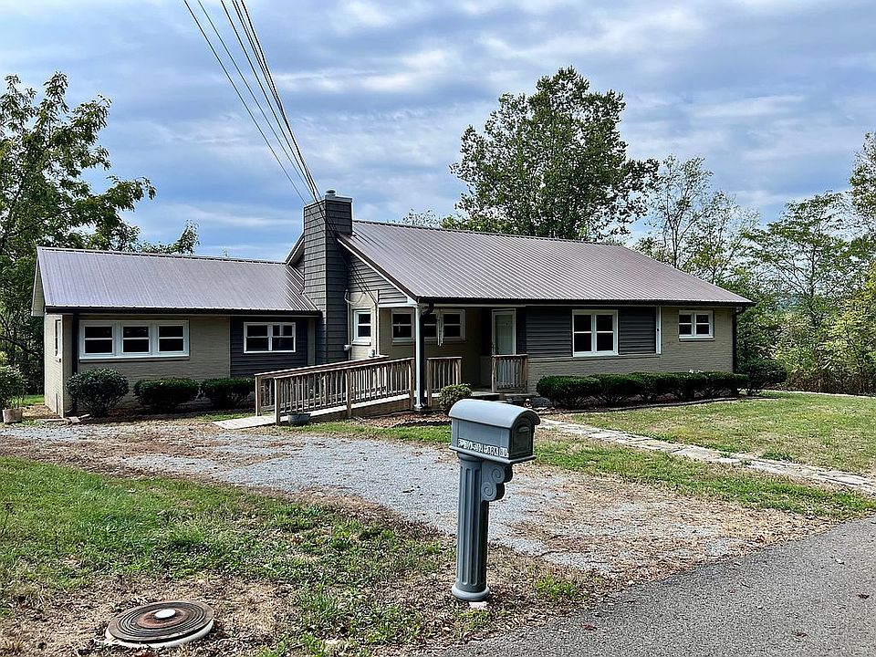 1st image of 609 Legion Park Rd
