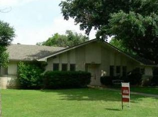 3917 Clubway Ln, Farmers Branch, TX 75244