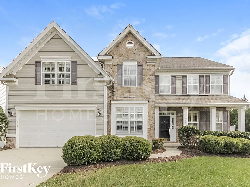 869 Brookdale Ln