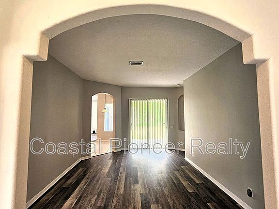 4th image of 21144 Tyrell Way