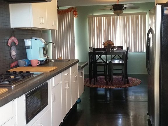 4th image of 259 S Rosemead Blvd Floor 2