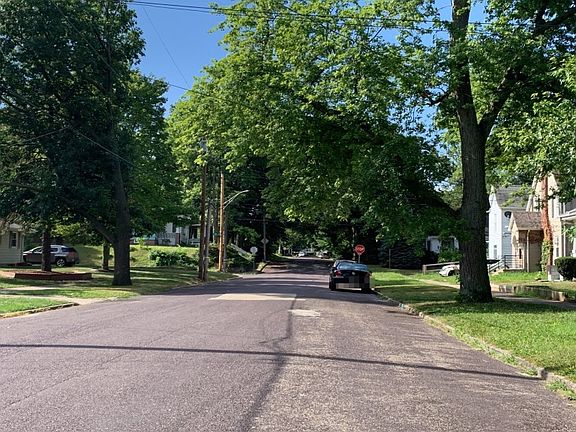 5th image of 2628 N Missouri Ave