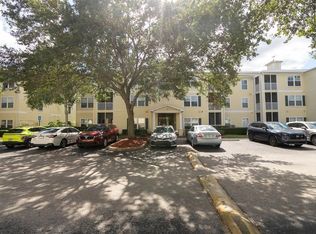 18113 Bridle Club Dr, Tampa, FL 33647