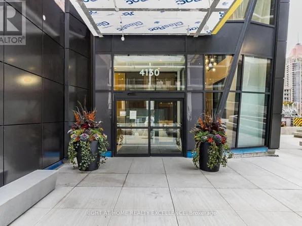 4130 Parkside Village Dr, Mississauga, ON