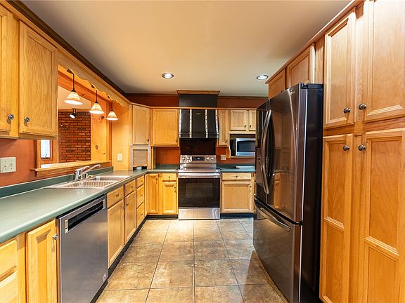 4th image of 139 Todds Creek Rd