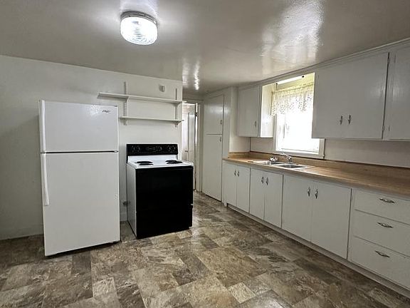 3rd image of 343 Terry Ave APT 3