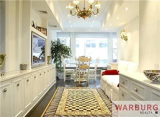 Rented by Warburg | media 20