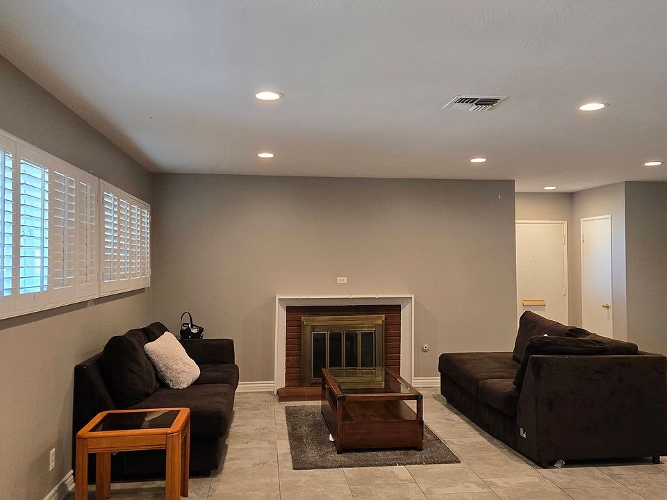 1st image of 212 Barret Rd