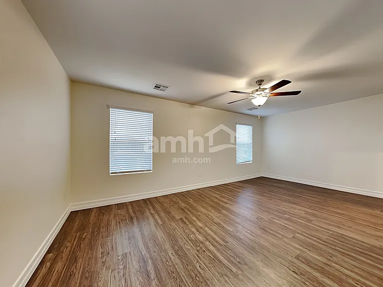 5808 Petronius St — Photo 10